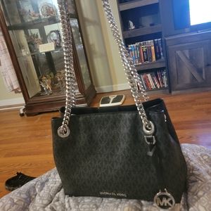 Michael kors purse